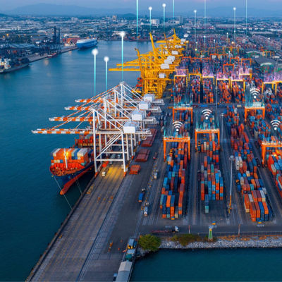 Servizi di trasporto marittimo per la logistica internazionale
